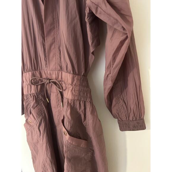 Athleta Alicia Keys Utility Windbreaker Jumpsuit Purple Mauve Cocoa EUC 4 Open - Picture 5 of 13